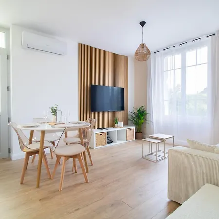 Ferienhaus Maison Climatisee Avec Cour - Casa Di Pietra Montluçon